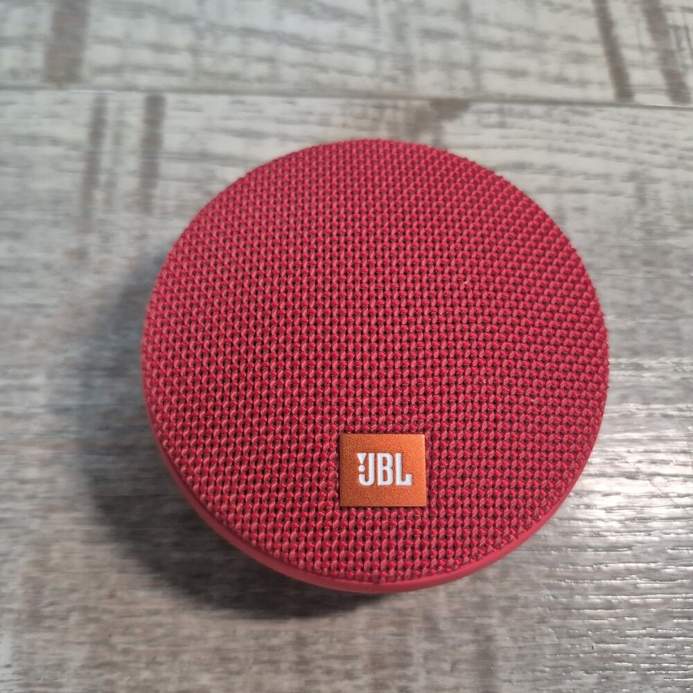 JBL Clip 2 Waterproof Portable Bluetooth Speaker - Color Red - Tested